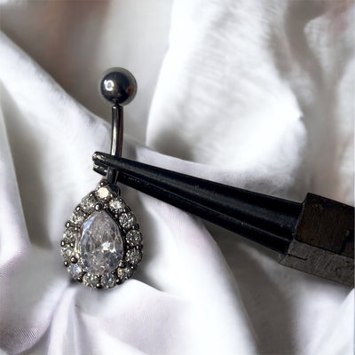 Queen of Elegance Bauchnabelpiercing