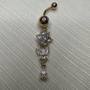 Alaia Bauchnabelpiercing