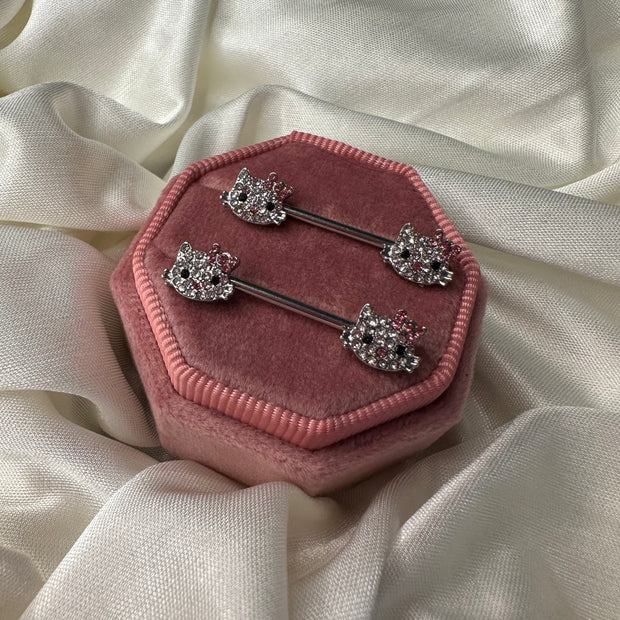 Hello kitty Nippelpiercing