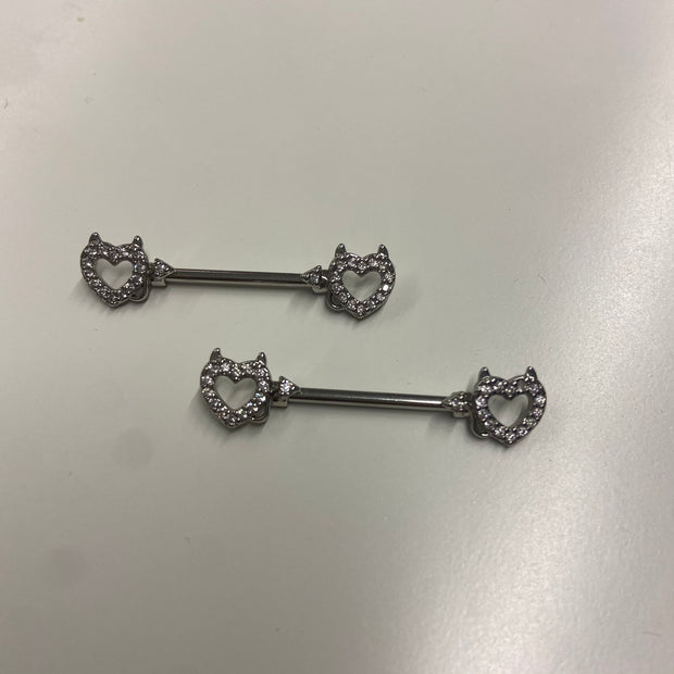 Devils Heart Nippelpiercing